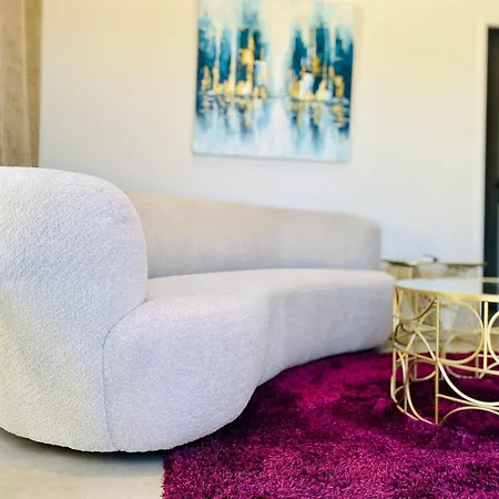 Bella Vista Hotel, & Maisons פורטיסיו