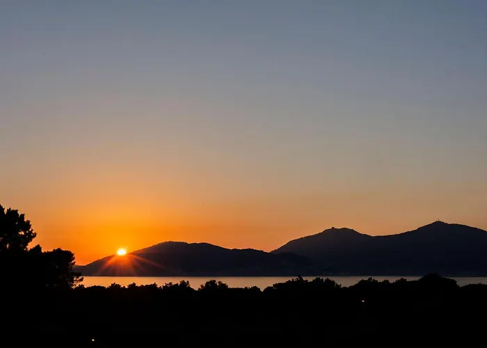 Bella Vista Hotel, & Maisons アパートホテル