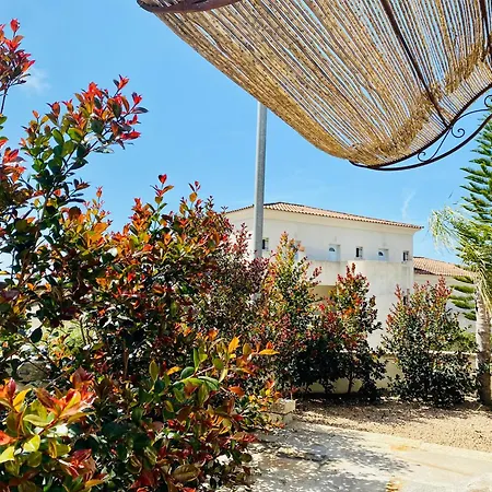 Bella Vista Hotel, & Maisons Aparthotel