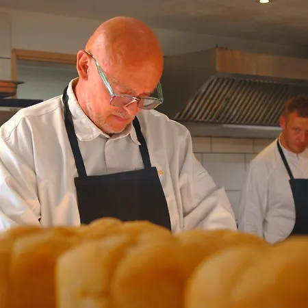 Bella Vista Hotel, & Maisons Апарт-отель 3*