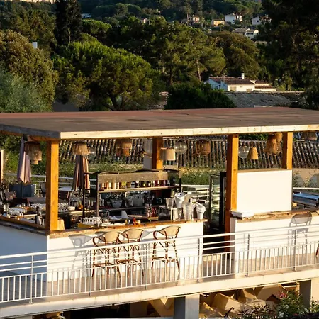 Bella Vista Hotel, & Maisons Aparthotel