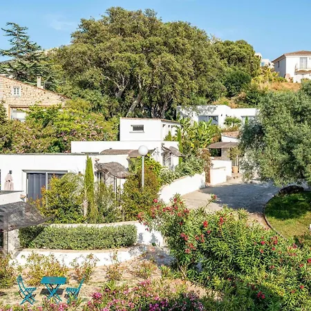 Bella Vista Hotel, & Maisons