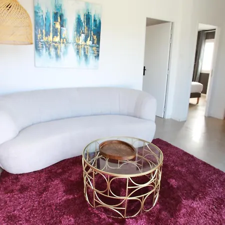 Bella Vista Hotel, & Maisons Aparthotel 3*