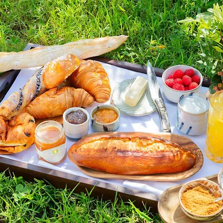 Апарт-отель Bella Vista Hotel, & Maisons 3*