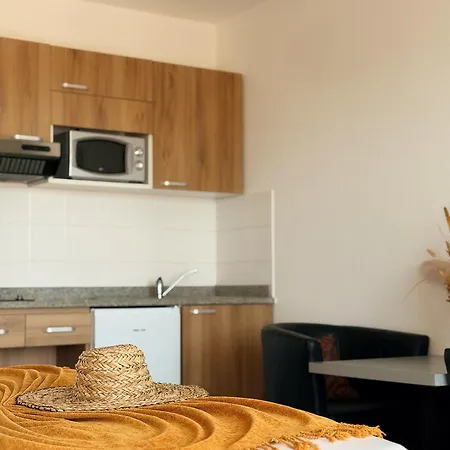 Bella Vista Hotel, & Gastronomie 호텔 4*