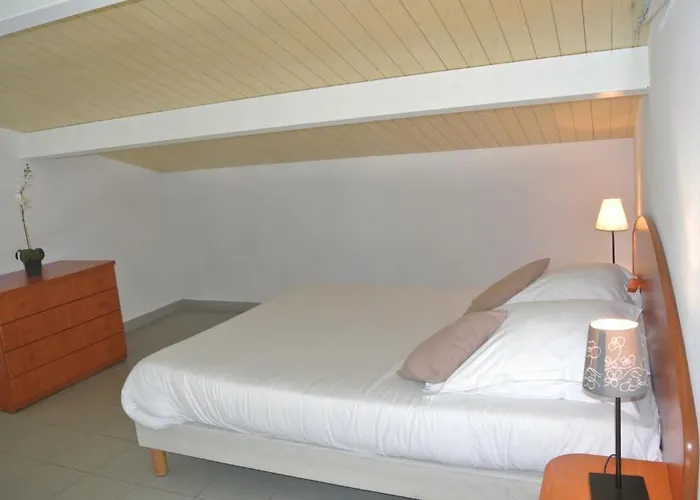 Bella Vista Hotel, & Maisons Aparthotel