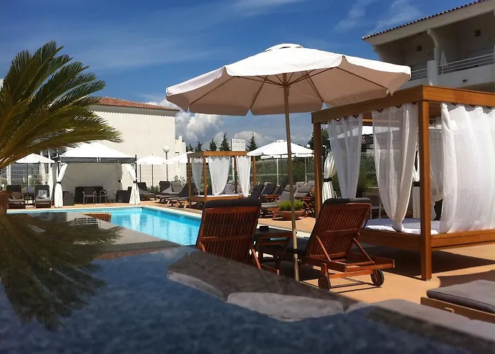 מלון דירות Bella Vista Hotel, & Maisons 3*