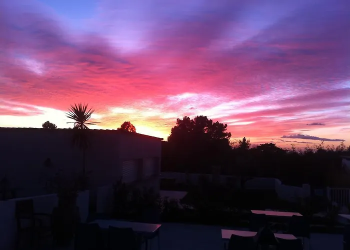 Bella Vista Hotel, & Maisons מלון דירות פורטיסיו