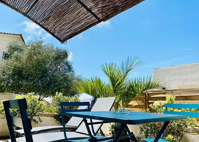 Bella Vista Hotel, & Maisons 3*