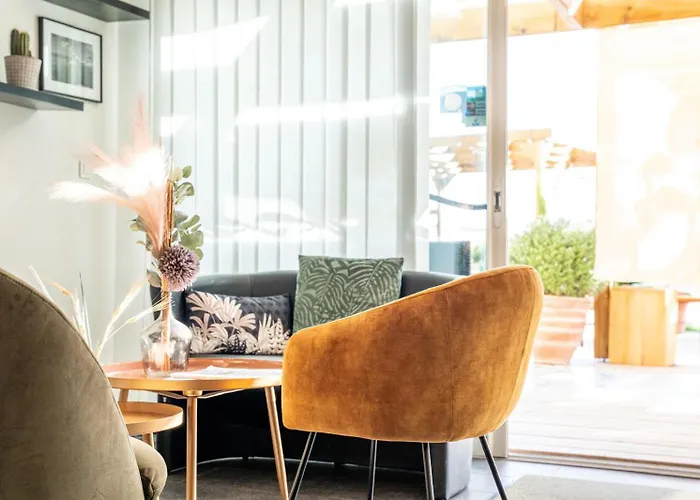 Apart-hotel Bella Vista Hotel, & Maisons 3*