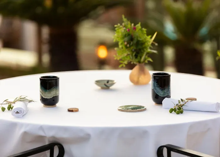 Bella Vista Hotel, & Maisons 3* פורטיסיו