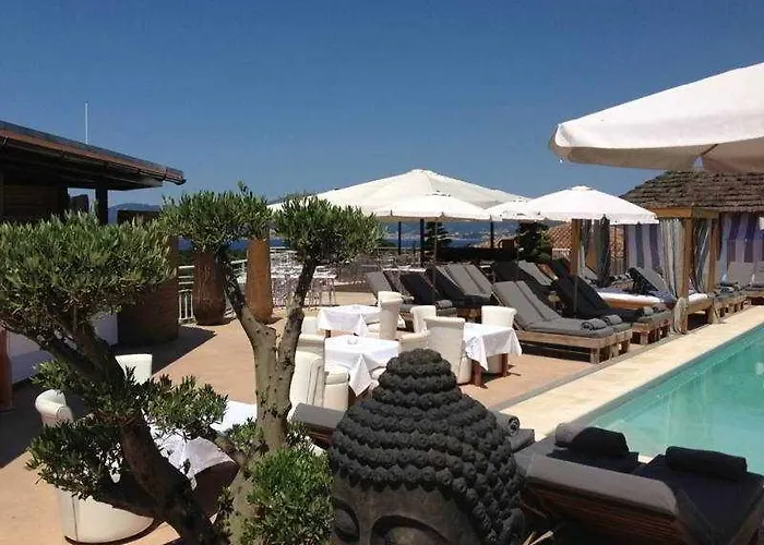 Apart-hotel Bella Vista Hotel, & Maisons